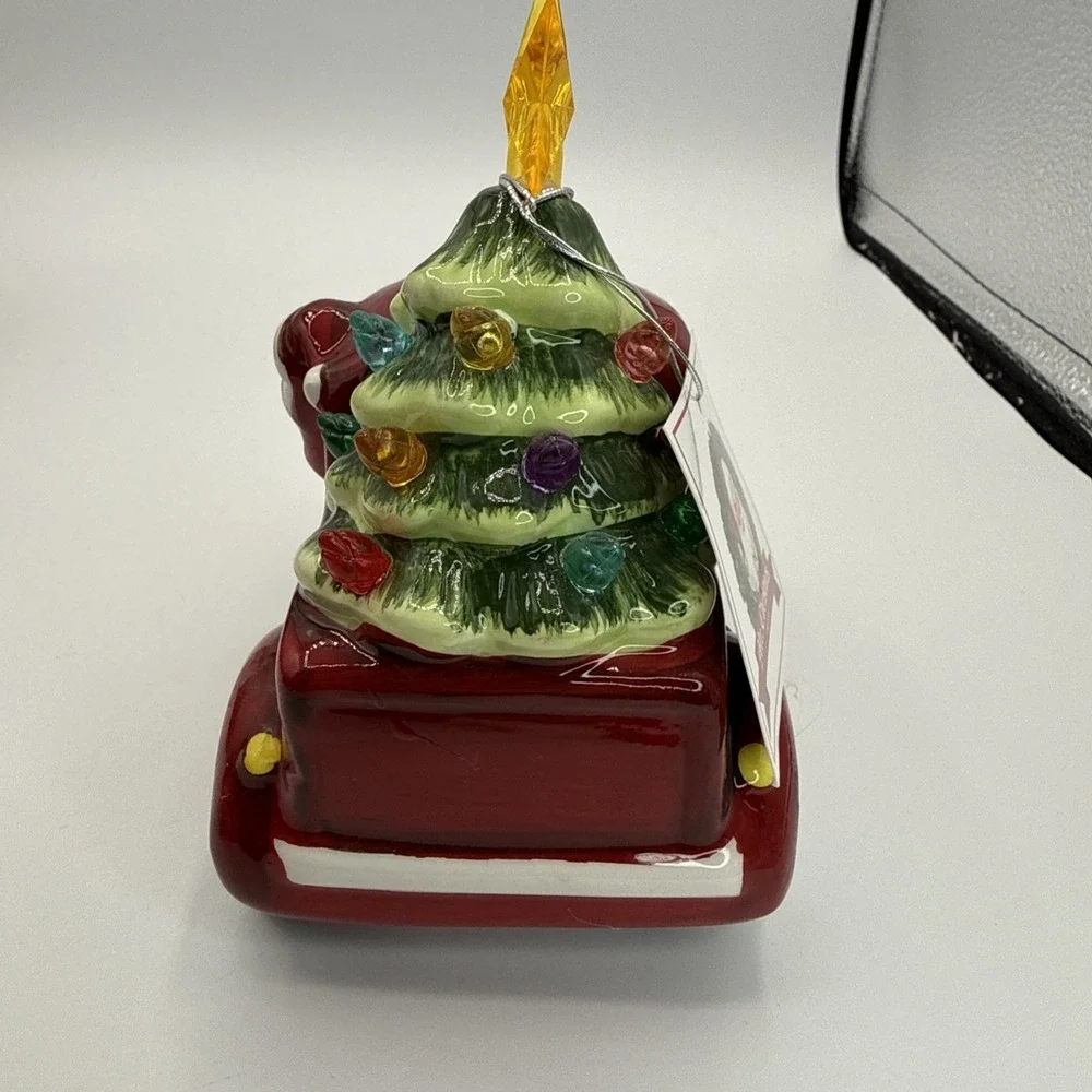 Mr Christmas Red Truck Farm Fresh Trees Set of 6 Lighted Tree‎ Top Holiday Decor